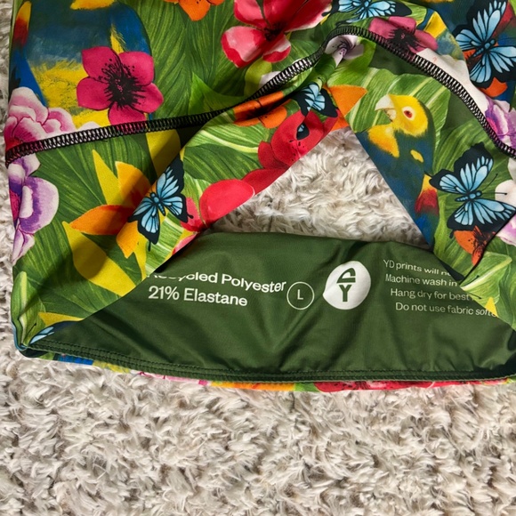 Yoga Democracy Sports Bra Tropical Print Size Large - Picture 3 of 4
